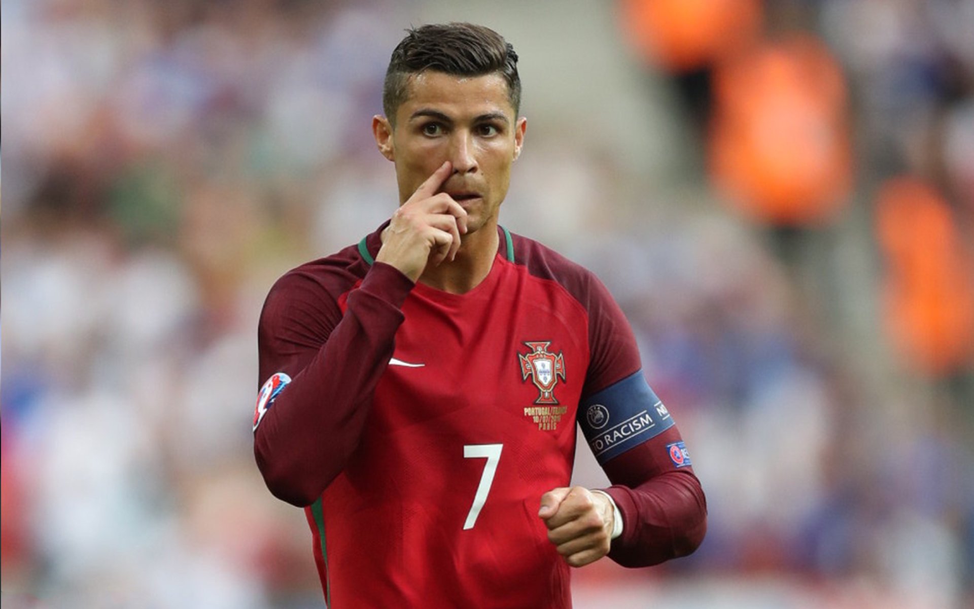 “西甲劲旅奋勇追赶,争夺榜首之战精彩纷呈”,西甲经典比赛